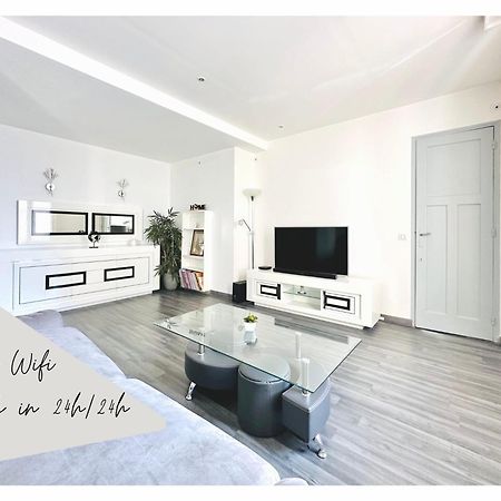 Le Globe Trotteur - 2 Pieces Cannes Centre Bagian luar foto