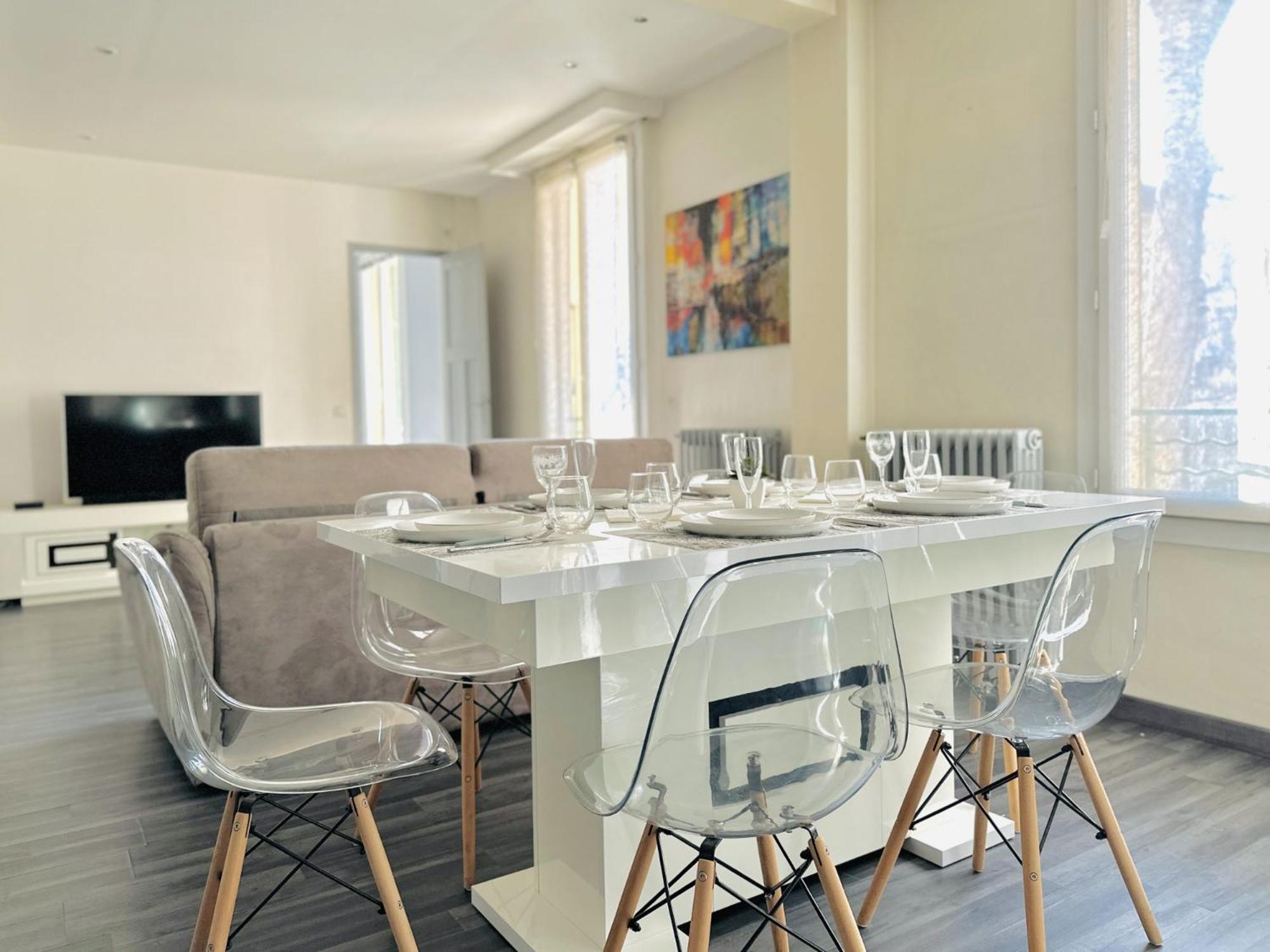 Le Globe Trotteur - 2 Pieces Cannes Centre Bagian luar foto