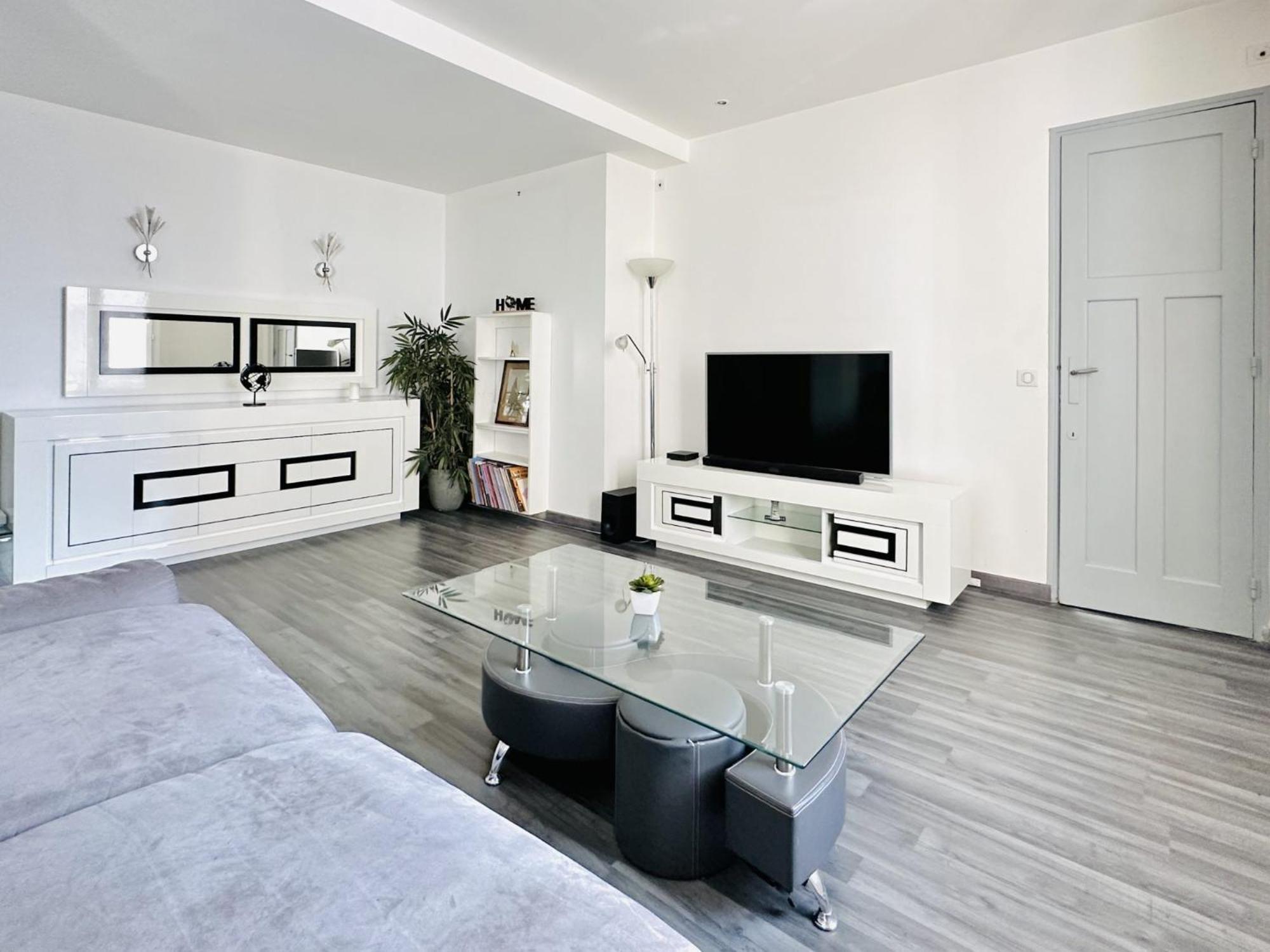 Le Globe Trotteur - 2 Pieces Cannes Centre Bagian luar foto